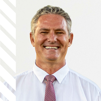 Dr JJ Faul (55)