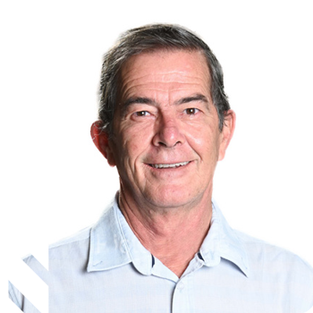 Prof PA Smit (63)